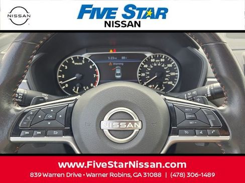 Used 2024 Nissan Altima 2.5 SR FWD image 23