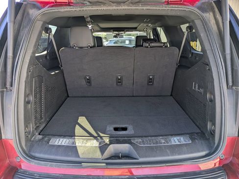 Used 2024 GMC Yukon XL Denali image 31