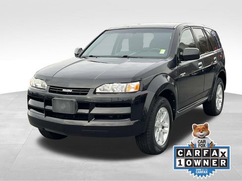 Used 2003 Isuzu Axiom S image 8