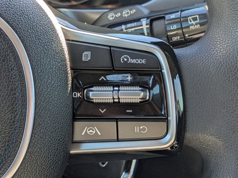 Used 2021 Kia Sorento LX image 25