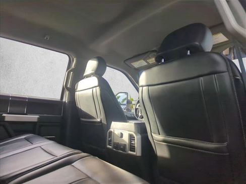 Used 2021 Ford F250 Lariat w/ Lariat Value Package image 19