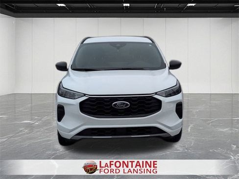 Used 2024 Ford Escape ST-Line w/ Tech Pack #1 image 8