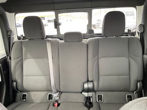 Used 2023 Jeep Gladiator Willys image 27