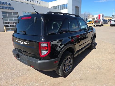 Used 2023 Ford Bronco Sport Badlands image 5