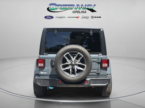 Used 2024 Jeep Wrangler Unlimited w/ Convenience Group AWD/4WD image 6