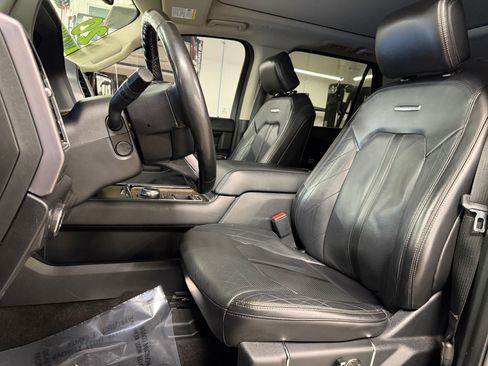 Used 2020 Ford Expedition Max Platinum RWD image 5
