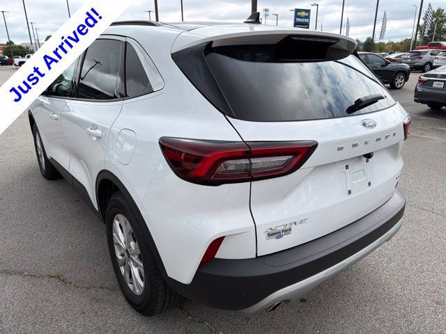 Used 2024 Ford Escape Active w/ Tech Pack #2 AWD/4WD image 5
