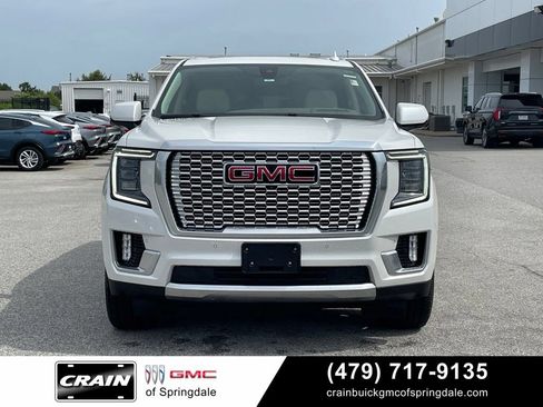 Used 2021 GMC Yukon Denali AWD/4WD image 2