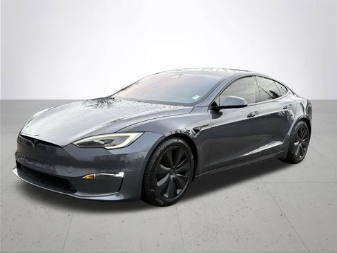 Used 2022 Tesla Model S image 2