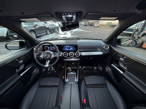 Used 2024 Mercedes-Benz GLB 250 image 20