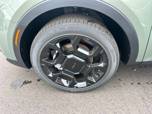 New 2025 Kia Sorento X-Line EX image 41