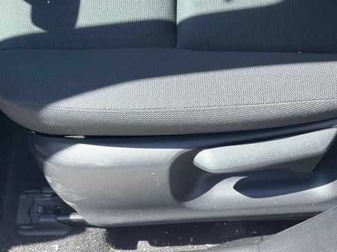 Used 2023 Toyota Corolla LE FWD image 5