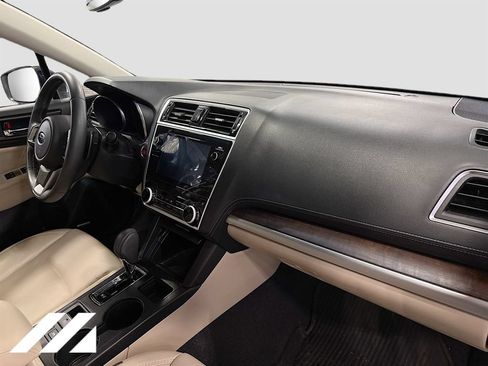 Used 2019 Subaru Outback 2.5i Limited w/ Popular Package #2 AWD/4WD image 33