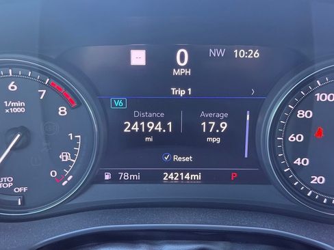Used 2024 Cadillac XT6 Premium Luxury w/ Technology Package FWD image 26