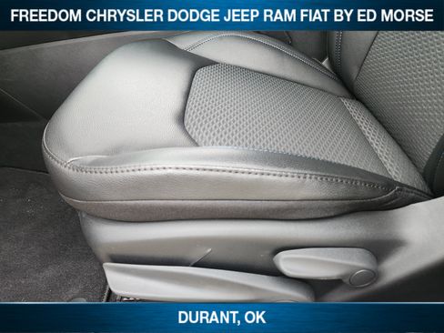 New 2026 Jeep Compass Latitude image 18