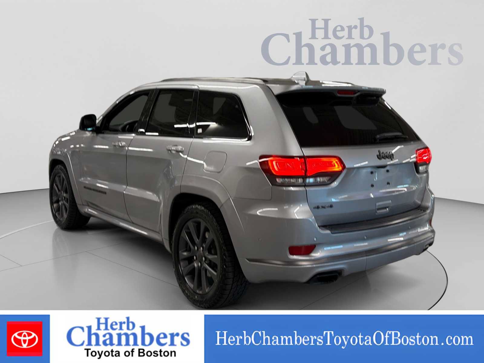 Used 2019 Jeep Grand Cherokee High Altitude AWD/4WD image 3