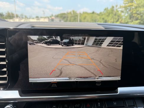 Used 2026 GMC Sierra 1500 Elevation image 17