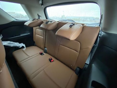 New 2025 Nissan Pathfinder Platinum w/ Cargo Package image 18