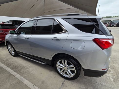 Used 2019 Chevrolet Equinox Premier FWD image 5