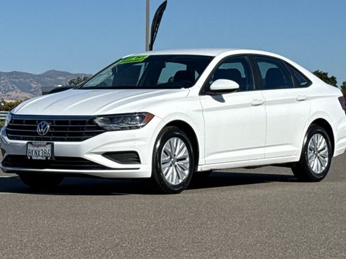 Used 2019 Volkswagen Jetta R-Line FWD image 8