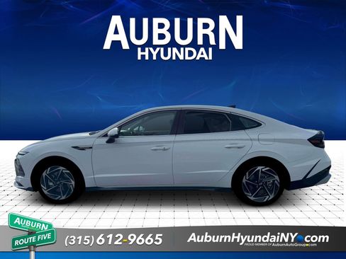 New 2026 Hyundai Sonata SEL FWD image 3