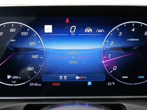 Used 2024 Mercedes-Benz CLE 300 4MATIC Cabriolet image 37