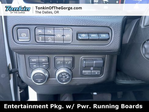 Used 2021 GMC Yukon Denali w/ Denali Ultimate Package image 19