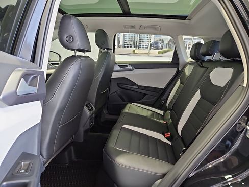 New 2026 Volkswagen Taos SEL AWD/4WD image 13
