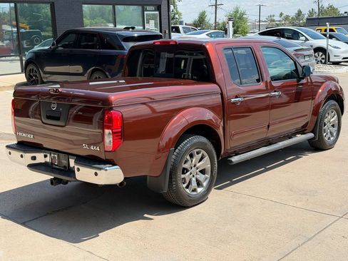 Used 2016 Nissan Frontier SL w/ Moonroof Package AWD/4WD image 7