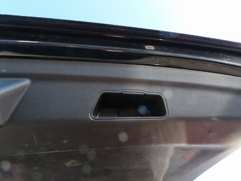 Used 2021 GMC Yukon XL Denali image 20