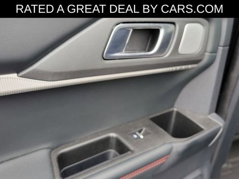 Used 2025 Ford Explorer ST AWD/4WD image 15