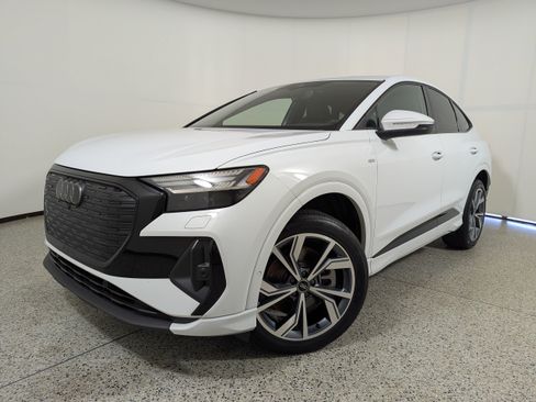 Certified 2023 Audi Q4 e-tron Prestige w/ Black Optic Package AWD/4WD image 25