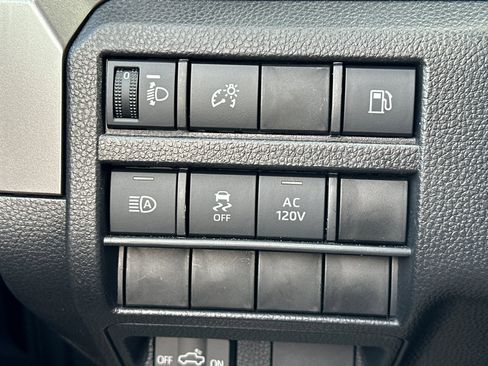 New 2025 Toyota Tacoma TRD Off-Road image 29