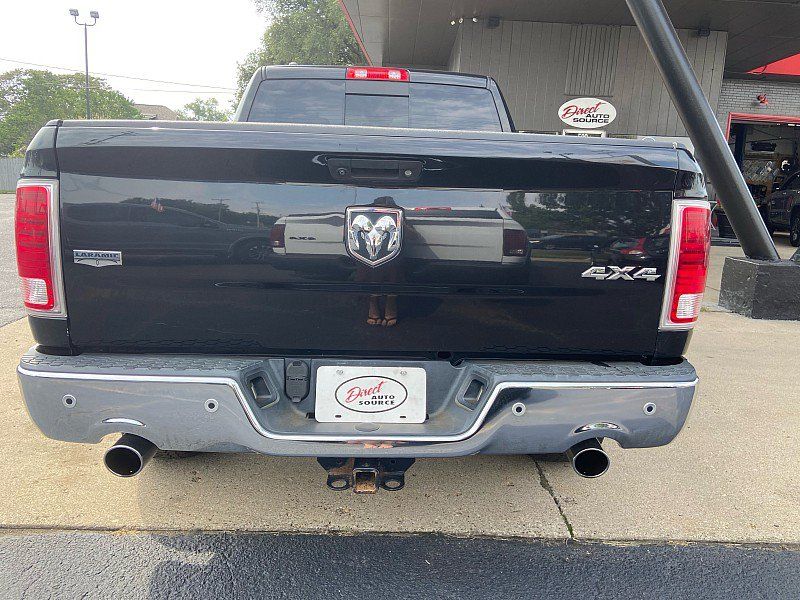 Used 2017 RAM 1500 Laramie AWD/4WD image 6