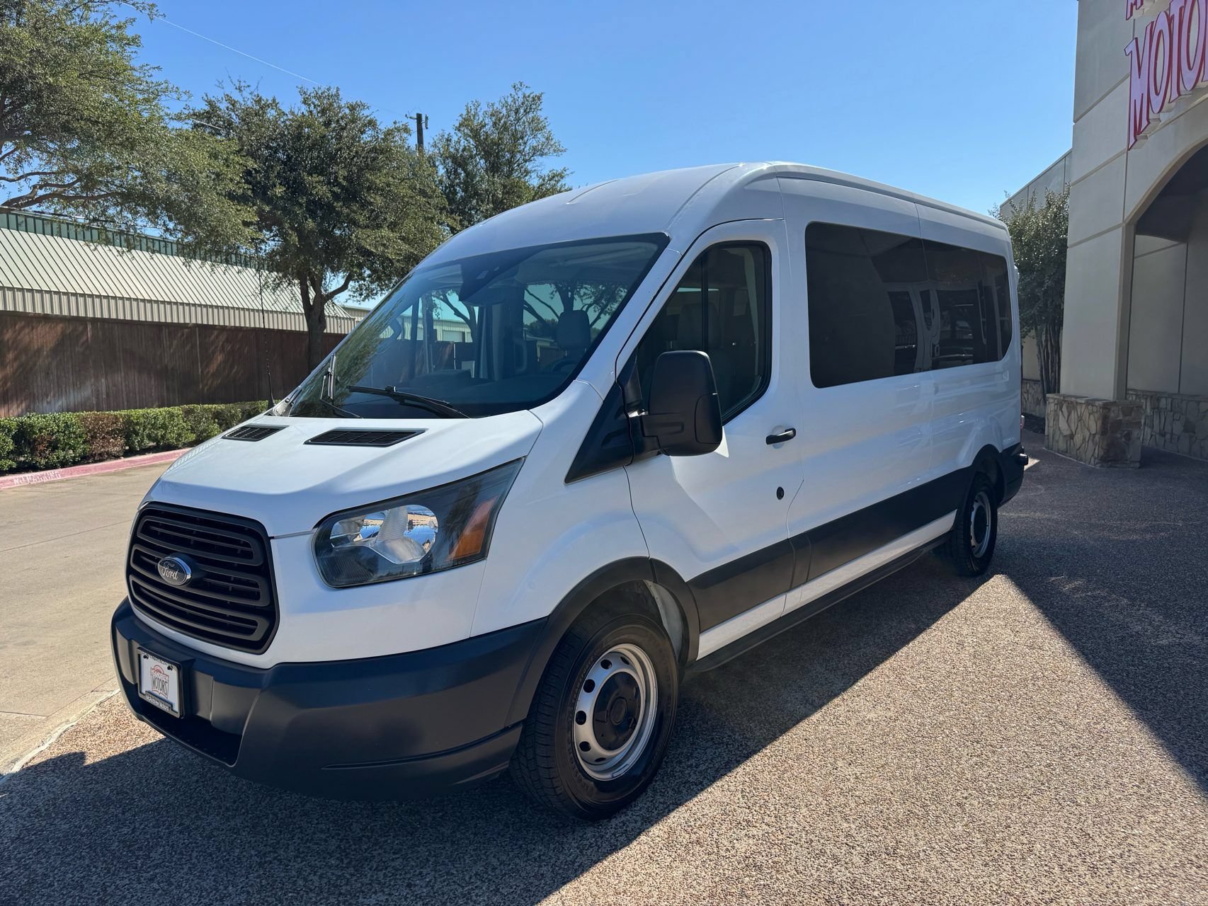 Used 2018 Ford Transit 350 XL RWD image 5