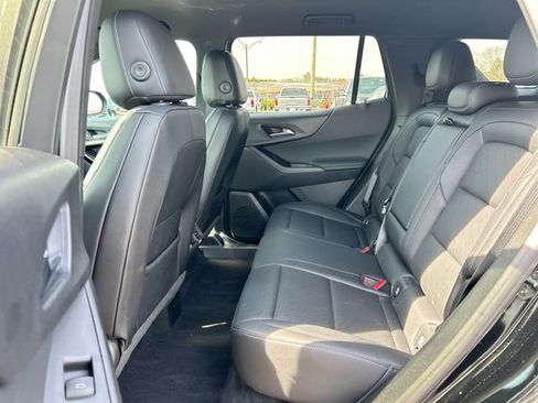 New 2026 Chevrolet Equinox LT w/ Convenience Package II FWD image 15