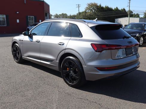 Used 2021 Audi e-tron Premium w/ Convenience Plus Package image 7