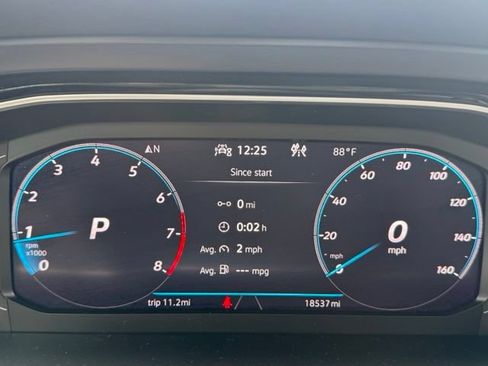 Used 2024 Volkswagen Jetta GLI 40th Anniversary Edition FWD image 19