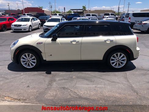 Used 2017 MINI Cooper Clubman S image 5