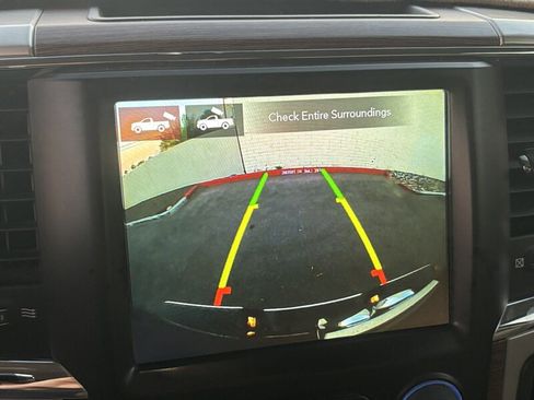 Used 2018 RAM 2500 Laramie w/ Convenience Group image 19