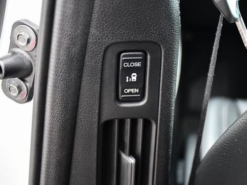 Used 2025 Honda Odyssey EX-L image 20