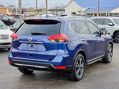 Used 2018 Nissan Rogue SL w/ Premium Package image 23