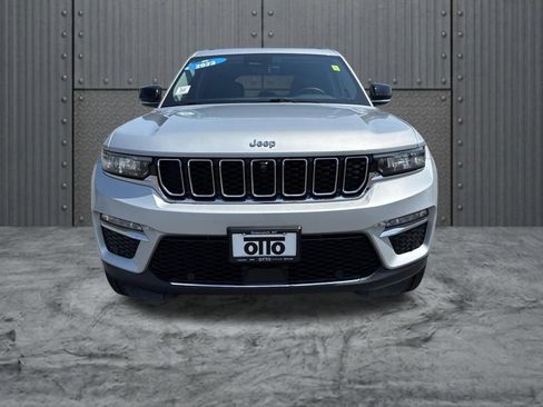 Used 2023 Jeep Grand Cherokee Limited w/ Luxury Tech Group II AWD/4WD image 2