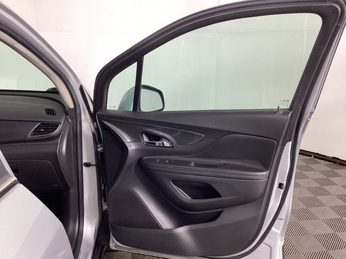 Used 2018 Buick Encore Preferred AWD/4WD image 9