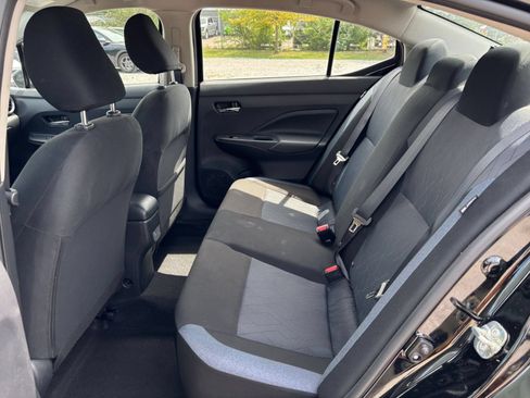Used 2025 Nissan Versa SV FWD image 23