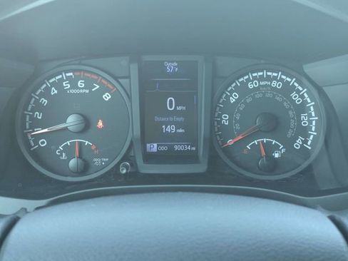 Used 2022 Toyota Tacoma SR w/ SR Convenience Package image 22