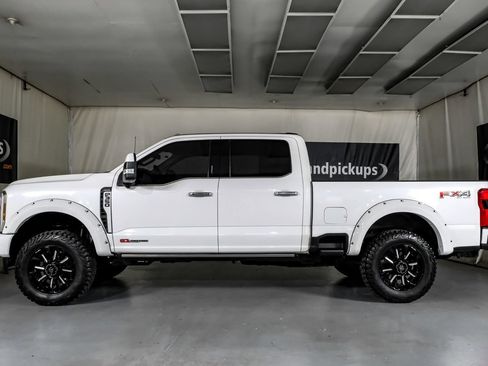 Used 2024 Ford F350 Limited w/ FX4 Off-Road Package AWD/4WD image 12