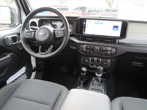 New 2026 Jeep Gladiator Sport image 13