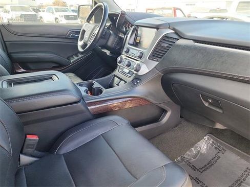 Used 2018 GMC Yukon SLT w/ HD Trailering Package image 19
