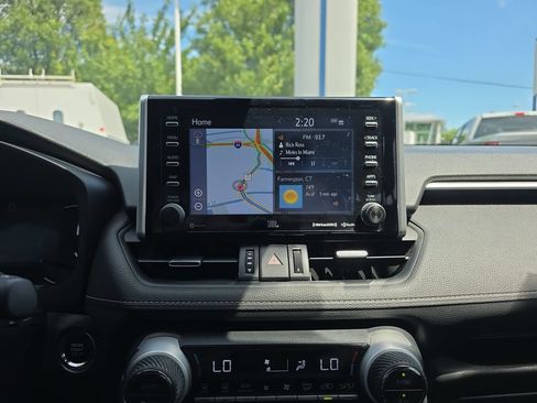 Used 2019 Toyota RAV4 Limited w/ Advanced Technology Package AWD/4WD image 32